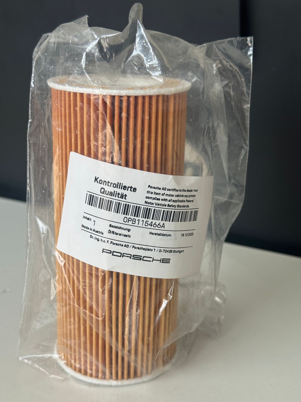 Original Porsche oil filter OPB 115466
