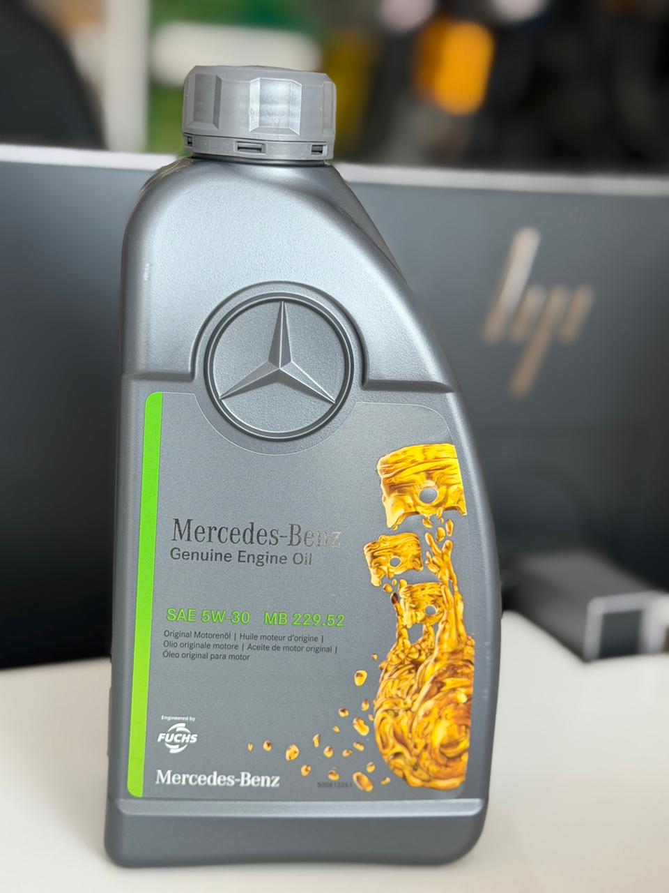 A000989671011  0009897006   ENGINE OIL 5W30 1LTR  MERCEDES BENZ CAR DGP-MB CAR - Germany